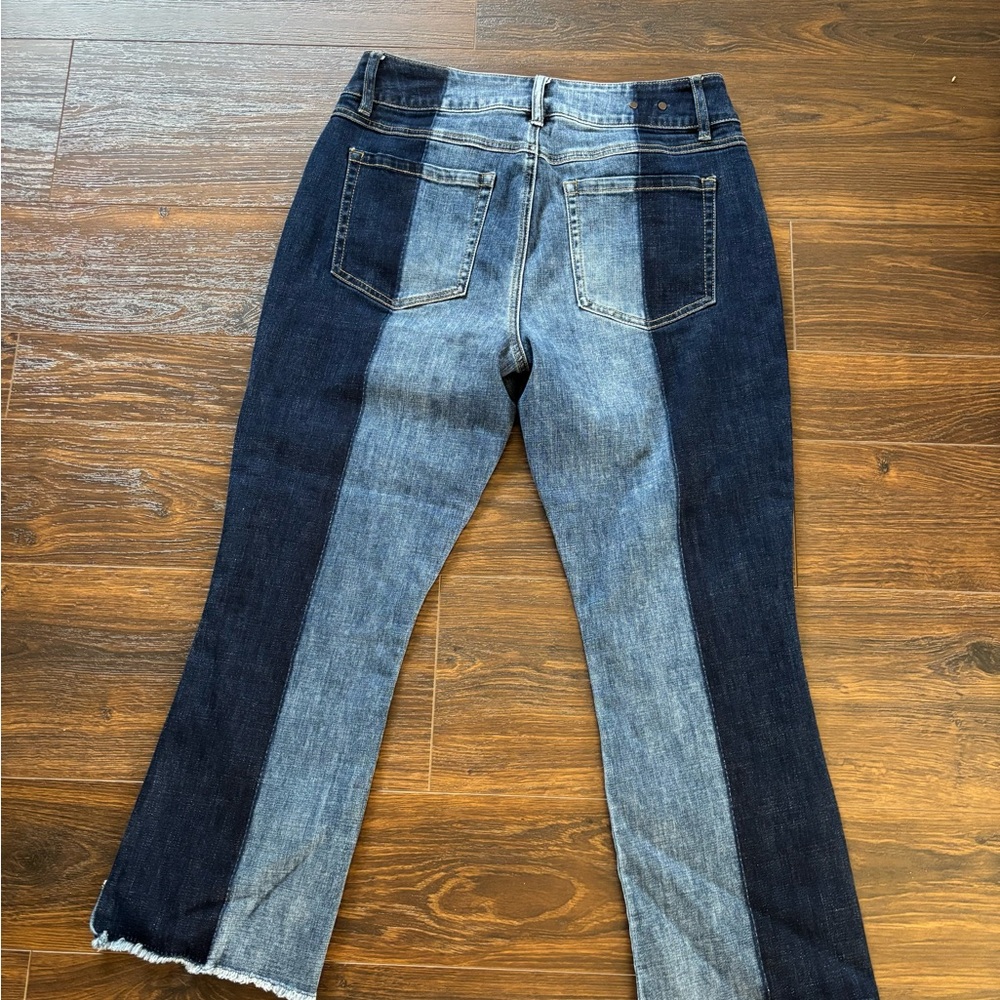 CAbi Women's Dark and Light Blue Ankle Jeans - Picture 5 of 7